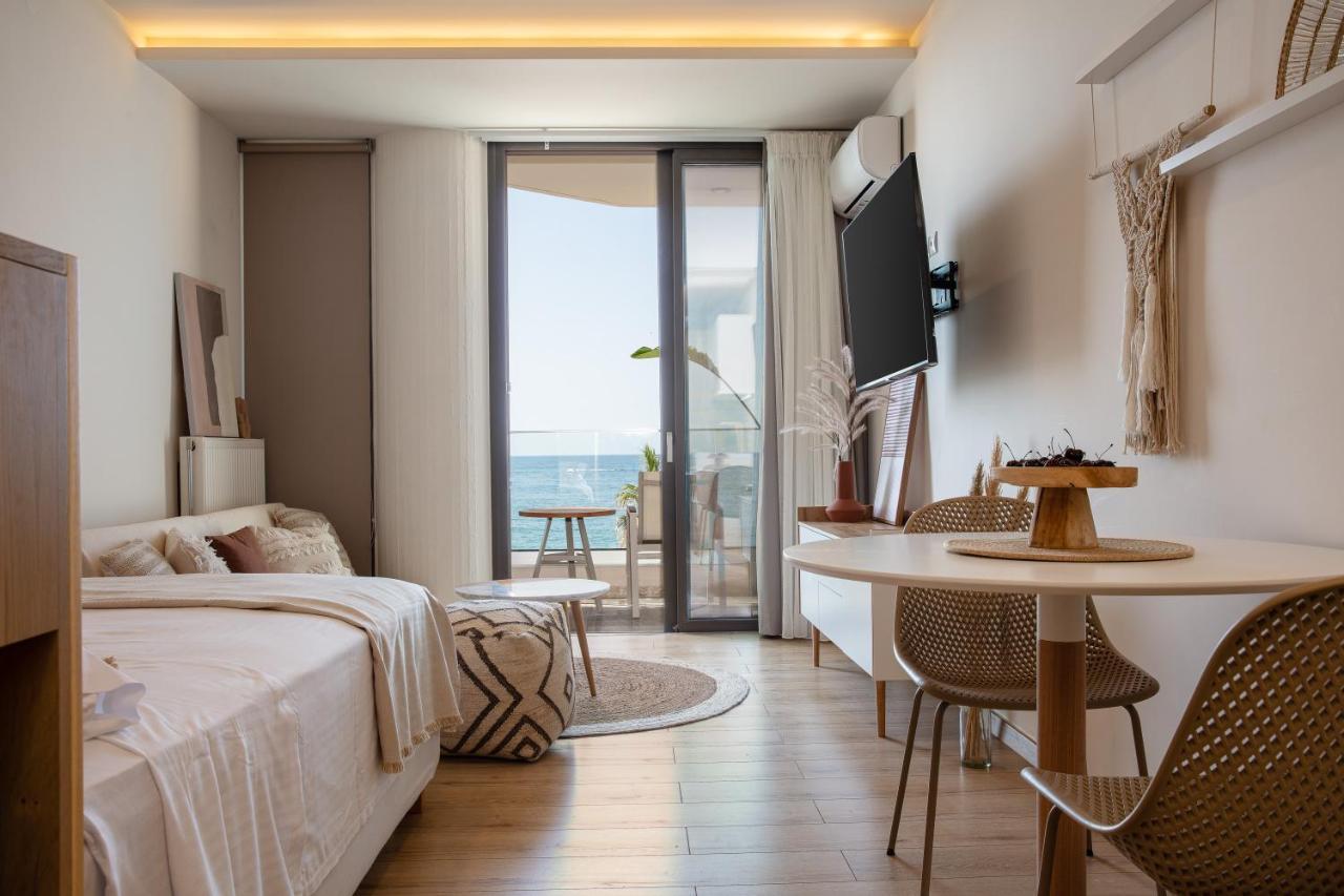 La Vie En Mer Apartments 罗希姆诺 外观 照片
