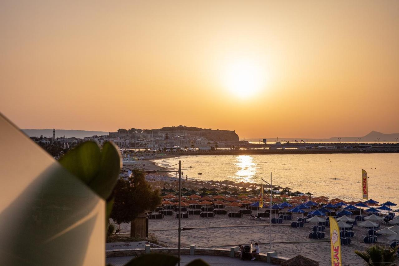 La Vie En Mer Apartments 罗希姆诺 外观 照片