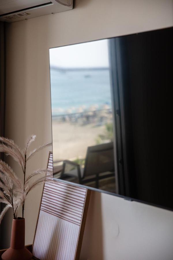 La Vie En Mer Apartments 罗希姆诺 外观 照片