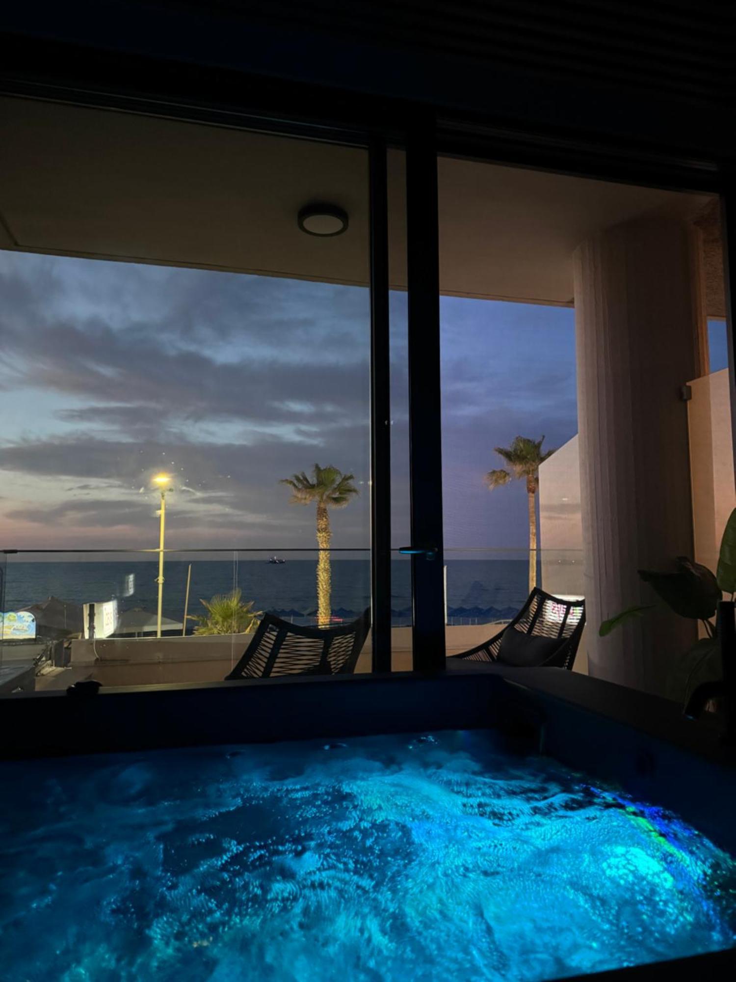 La Vie En Mer Apartments 罗希姆诺 外观 照片