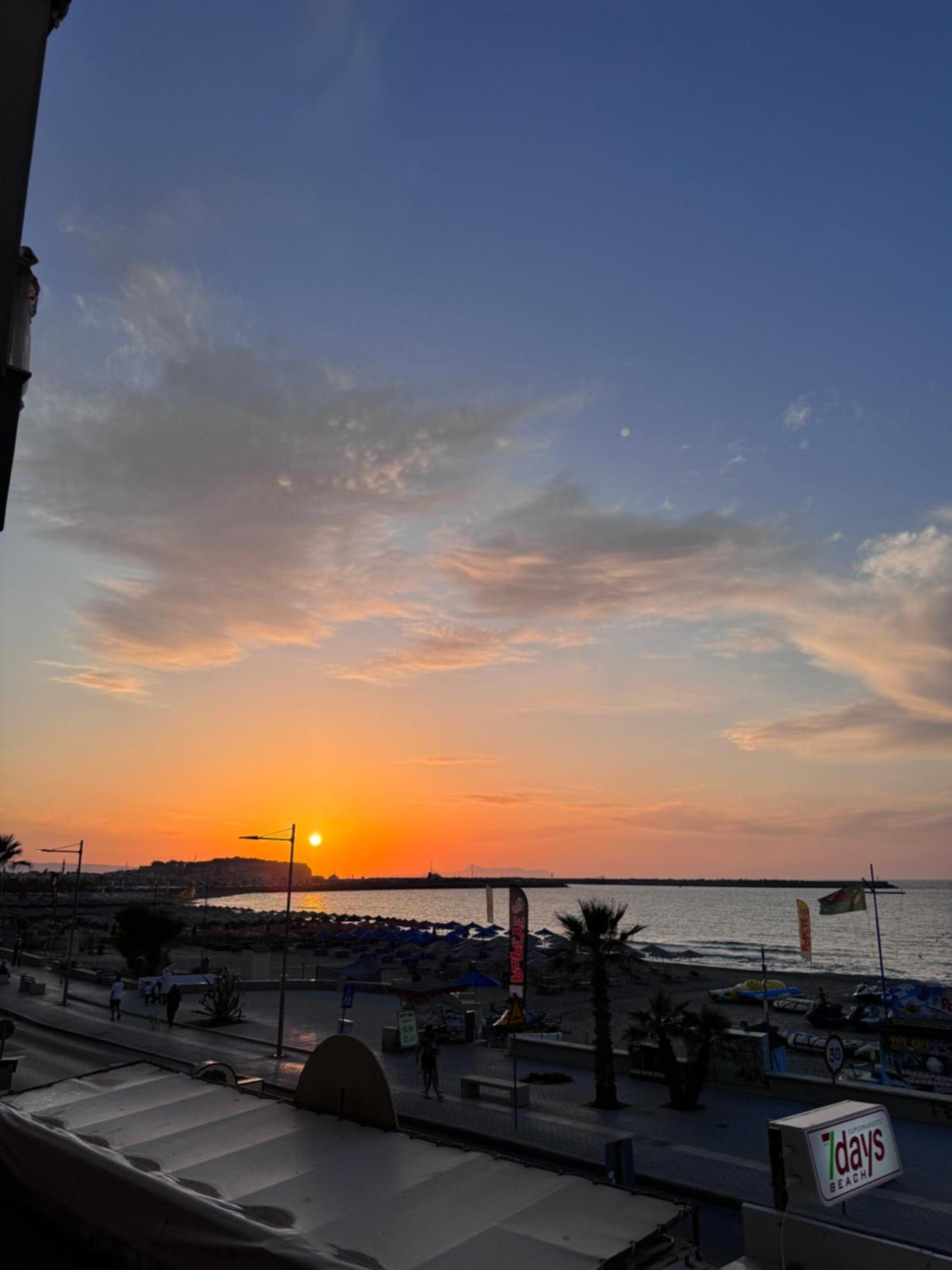 La Vie En Mer Apartments 罗希姆诺 外观 照片