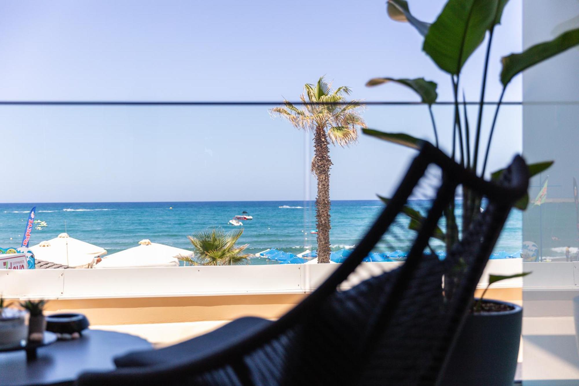 La Vie En Mer Apartments 罗希姆诺 外观 照片